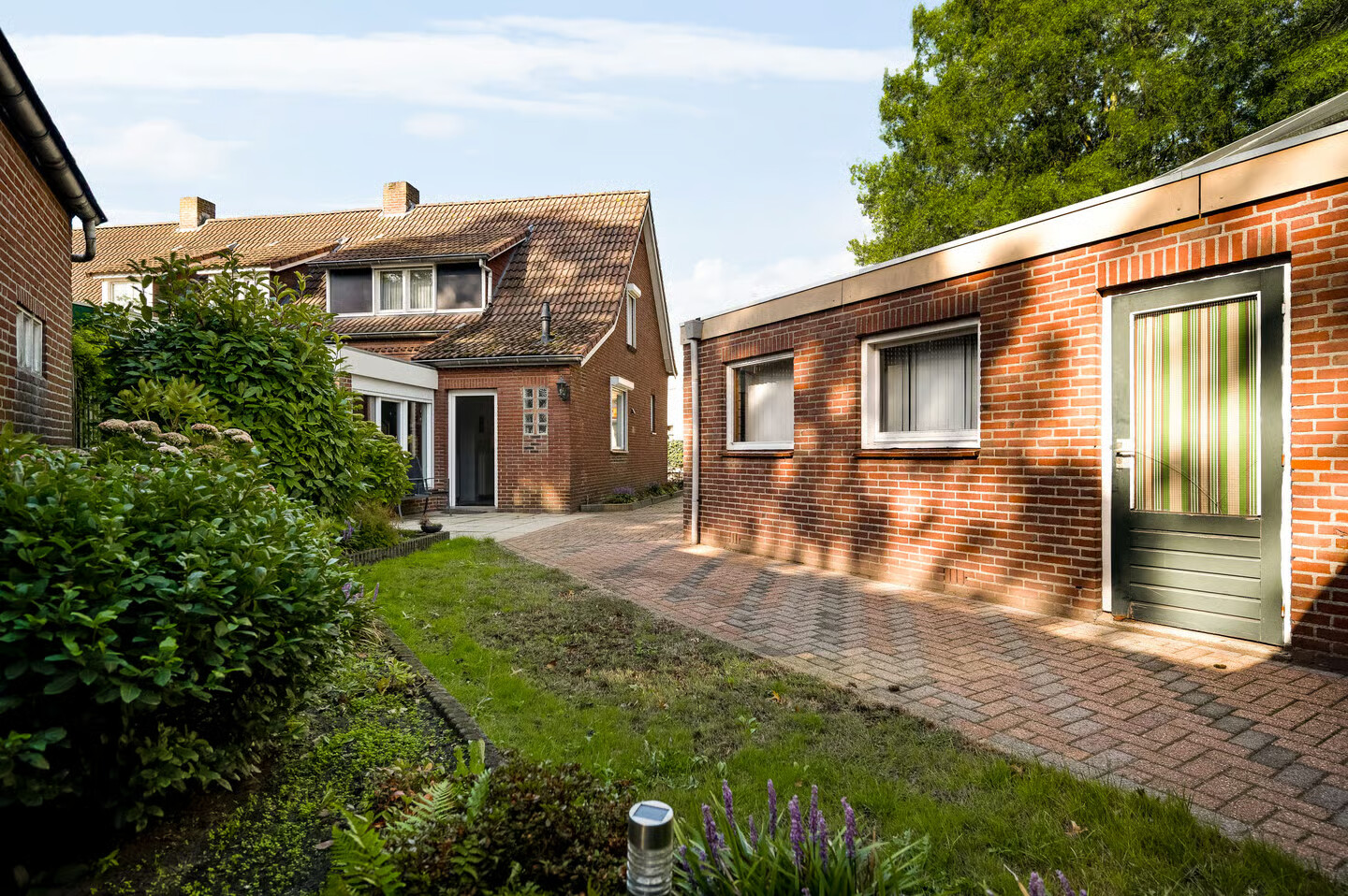 Twee-onder-één-kap te koop: Vlasvenstraat 3, Melderslo