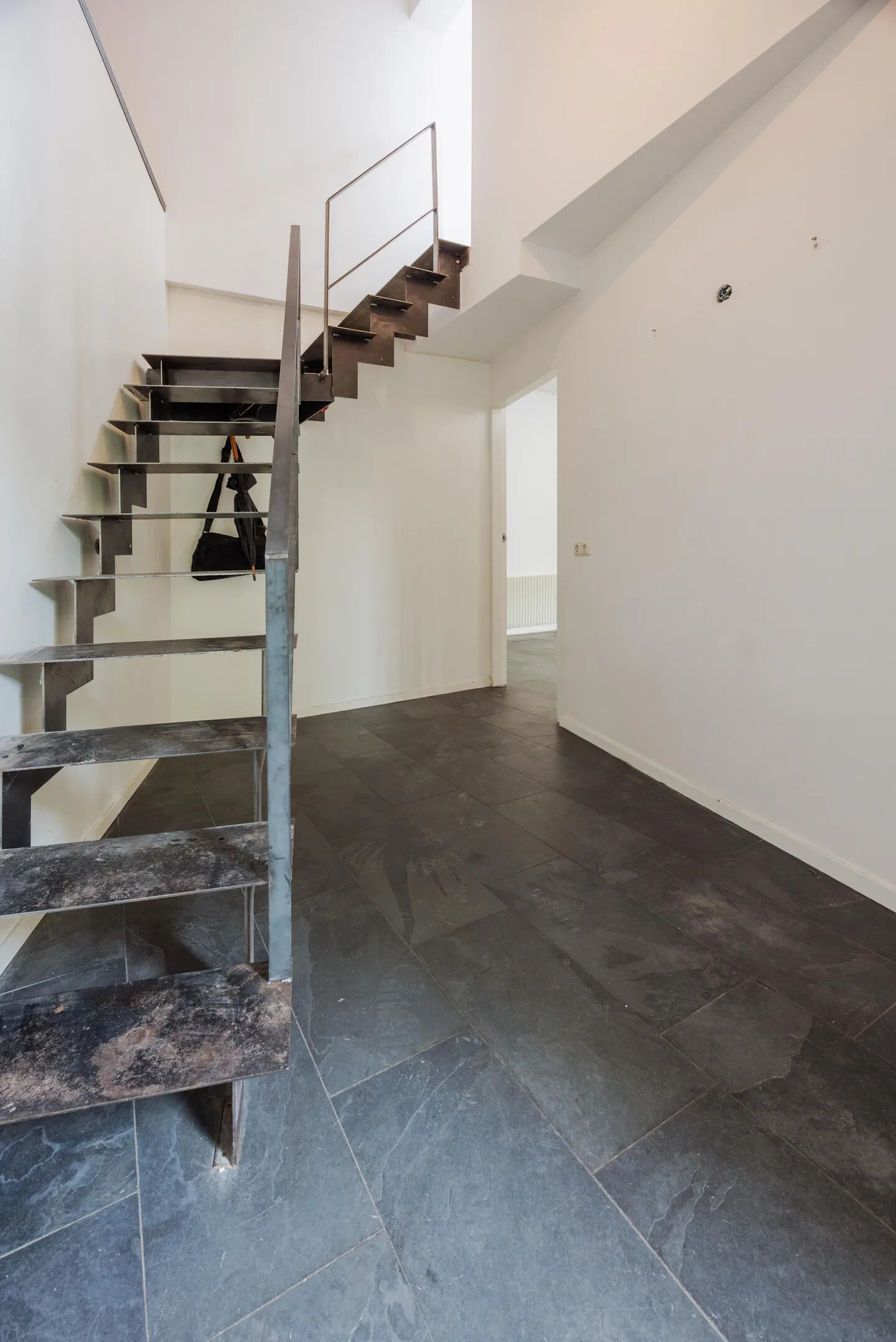 Tussenwoning te koop: Rector Mulderstraat 1, Melderslo