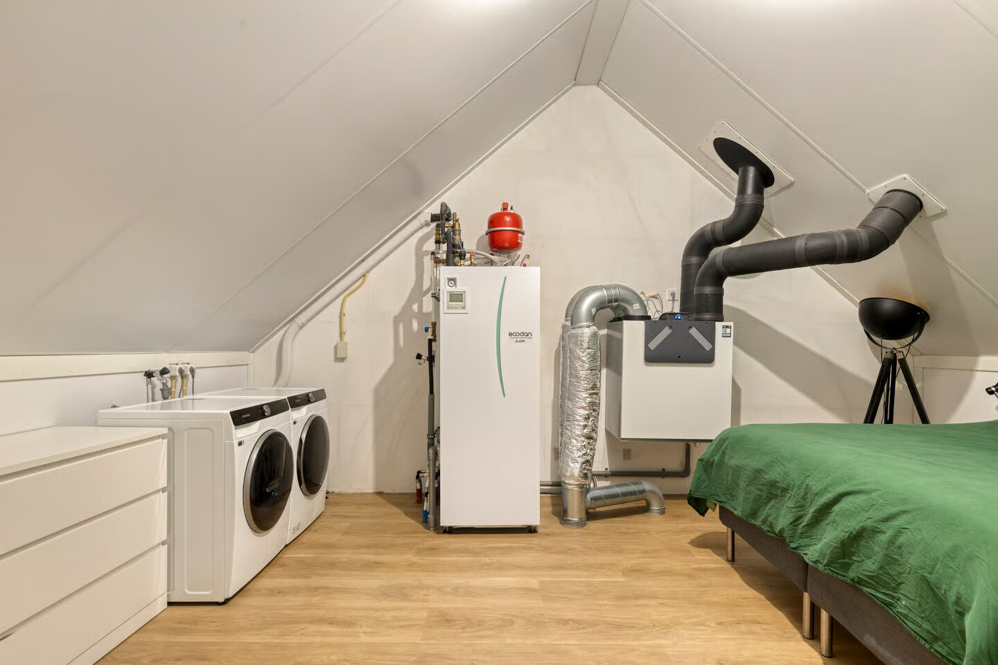 Hoekwoning te koop: Nieuwe Hegelsomseweg 35, Hegelsom