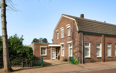 Raadhuisstraat 32