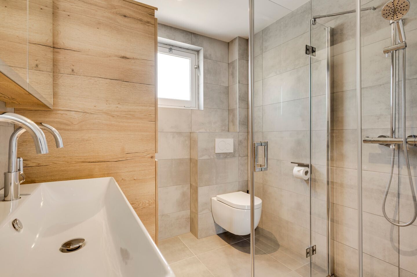 Tussenwoning te koop: Van Vlattenstraat 53, Sevenum