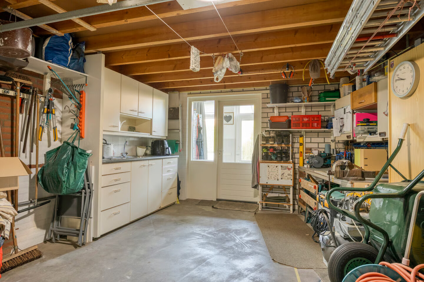 Tussenwoning te koop: Burg. Janssenring 42, Panningen