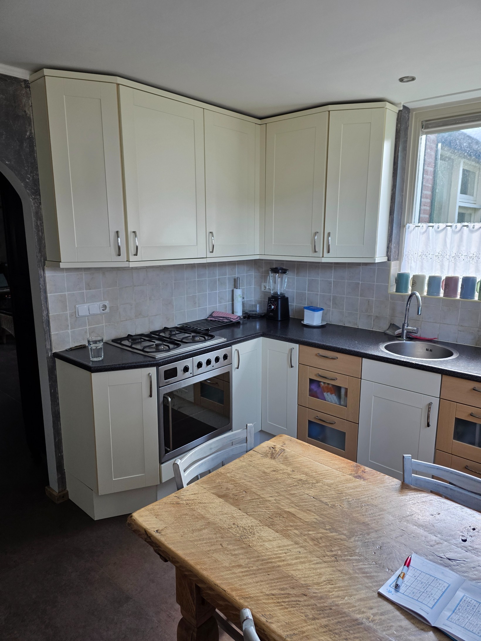 Tussenwoning te koop: Graafschap Kesselstraat 52, Panningen
