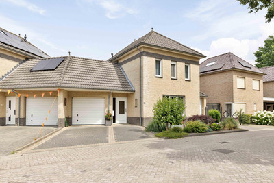 Berkenhof 19