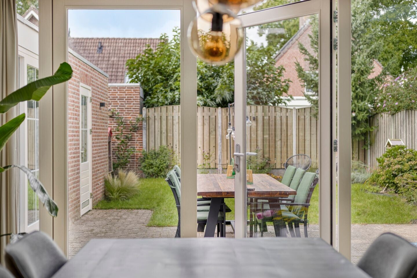 Vrijstaande woning te koop: Prof. van Oijenstraat 10, Helden