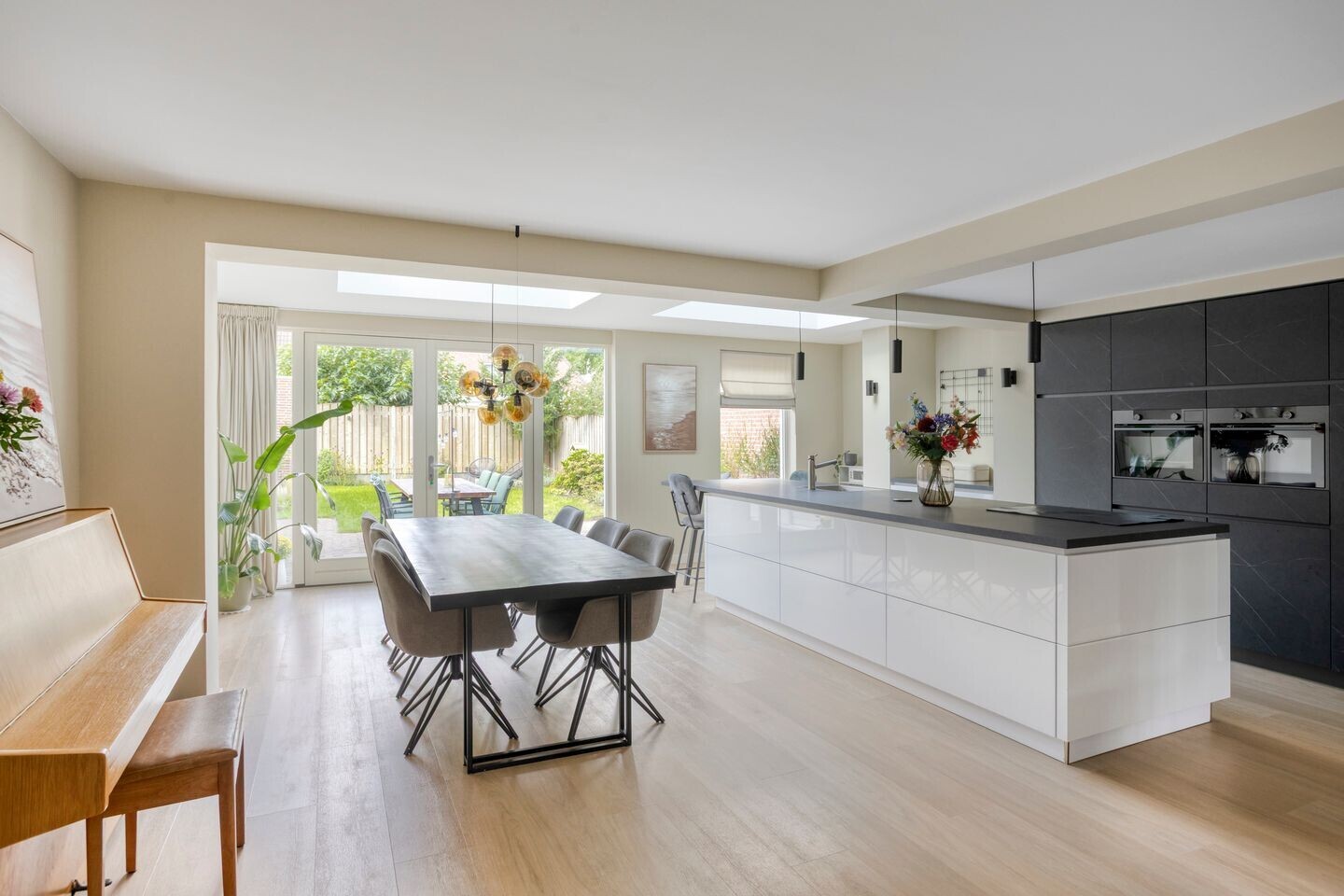 Vrijstaande woning te koop: Prof. van Oijenstraat 10, Helden