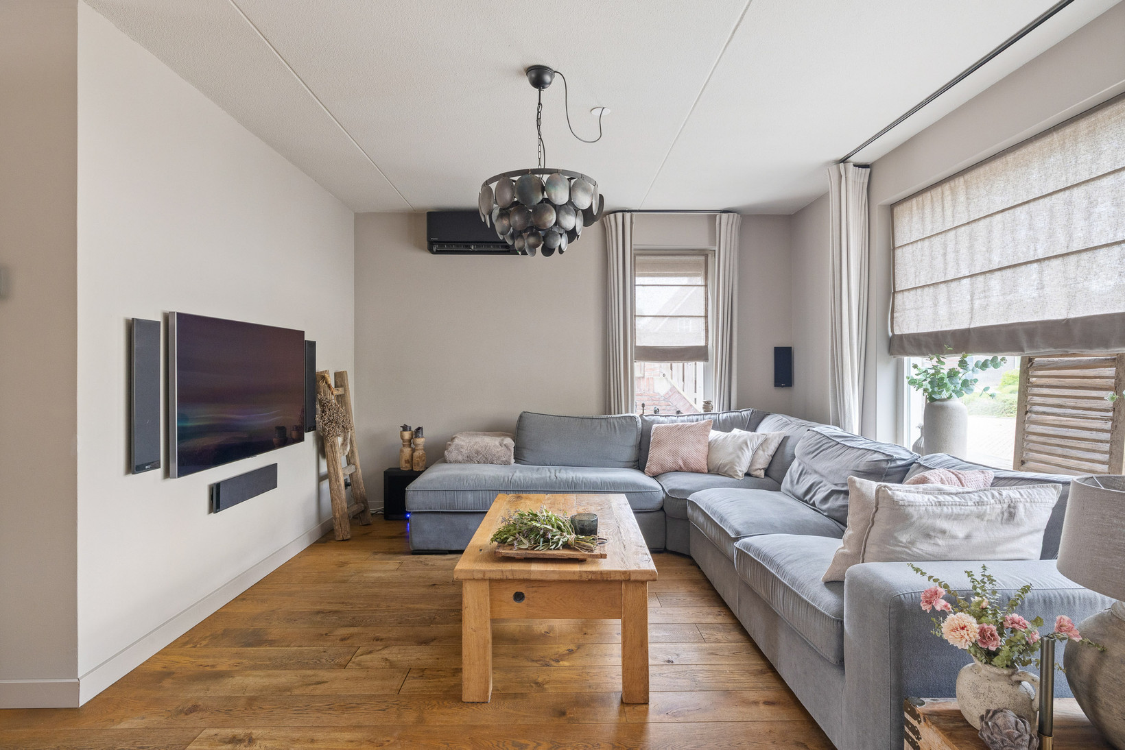 Hoekwoning te koop: Jan Vermeerstraat 15, Baarlo