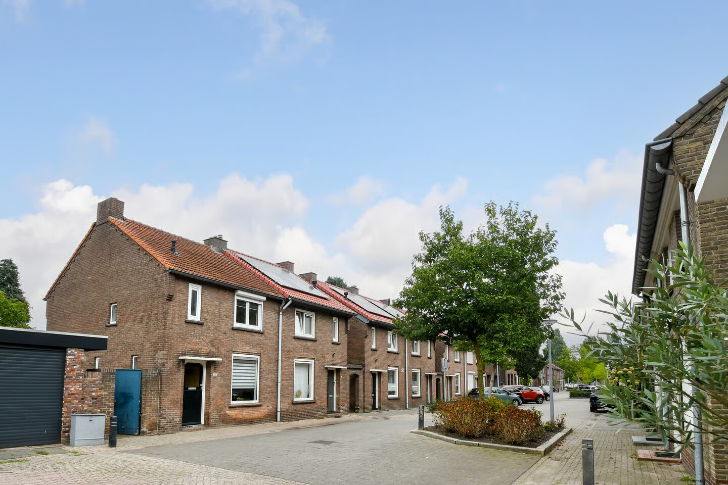 Twee-onder-één-kap te koop: Willem i straat 48, Weert