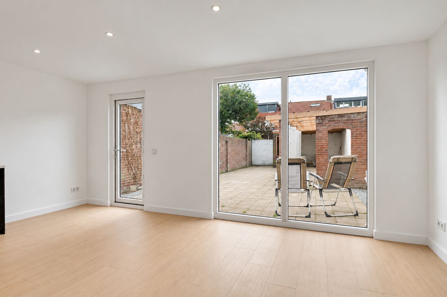 Tussenwoning te koop: Oppergelrestraat 11, Weert