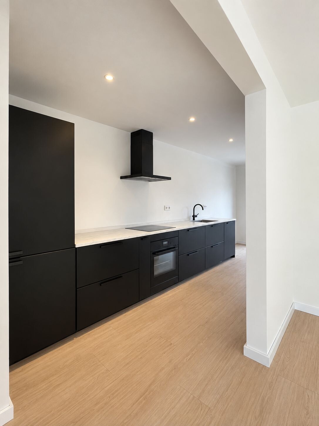 Tussenwoning te koop: Oppergelrestraat 11, Weert