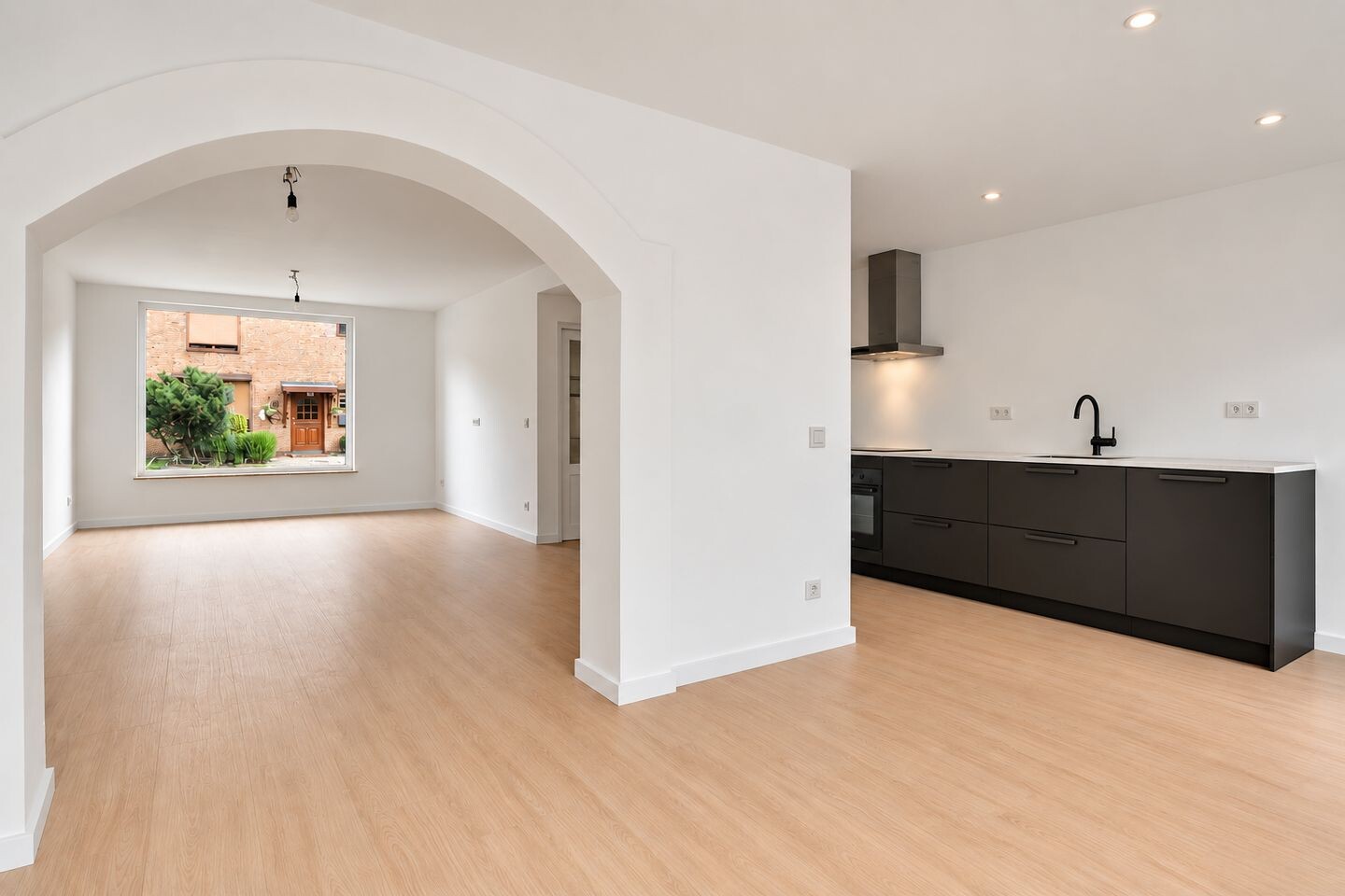 Tussenwoning te koop: Oppergelrestraat 11, Weert