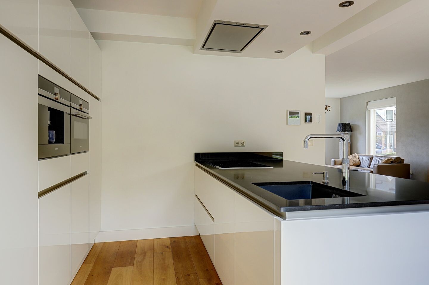 Vrijstaande woning te koop: weystraat 11, Weert