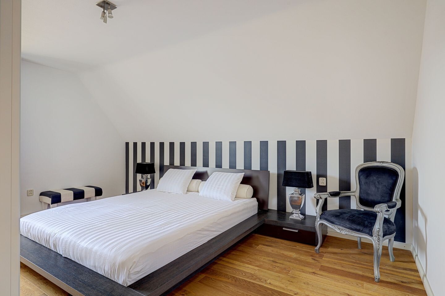 Vrijstaande woning te koop: weystraat 11, Weert