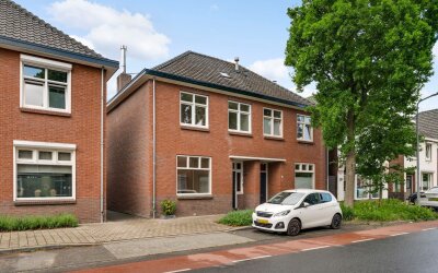 Kerkstraat 32