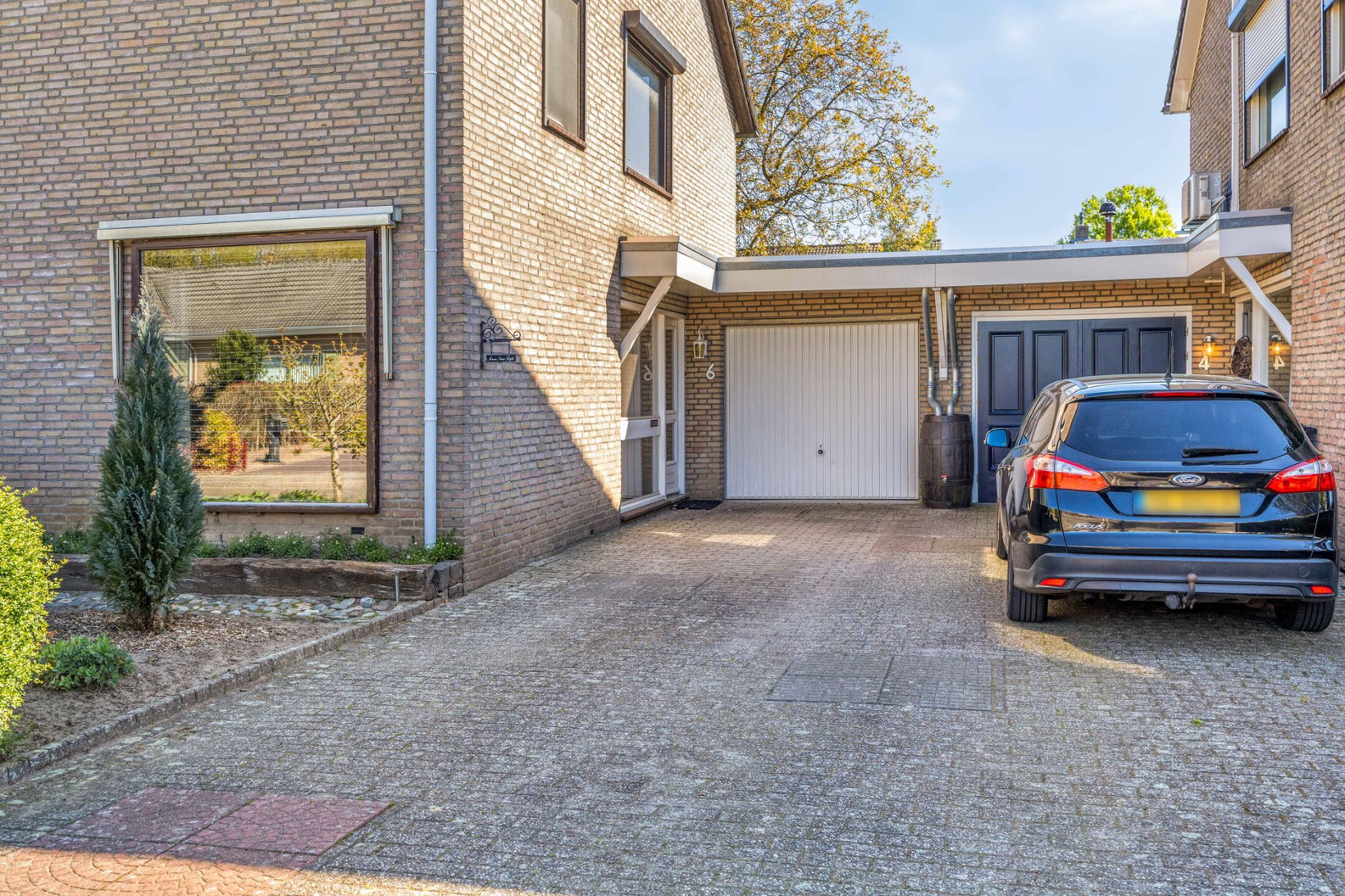 Hoekwoning te koop: Hazelaarstraat 6, Ell