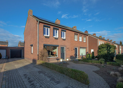 Raevenstraat 12
