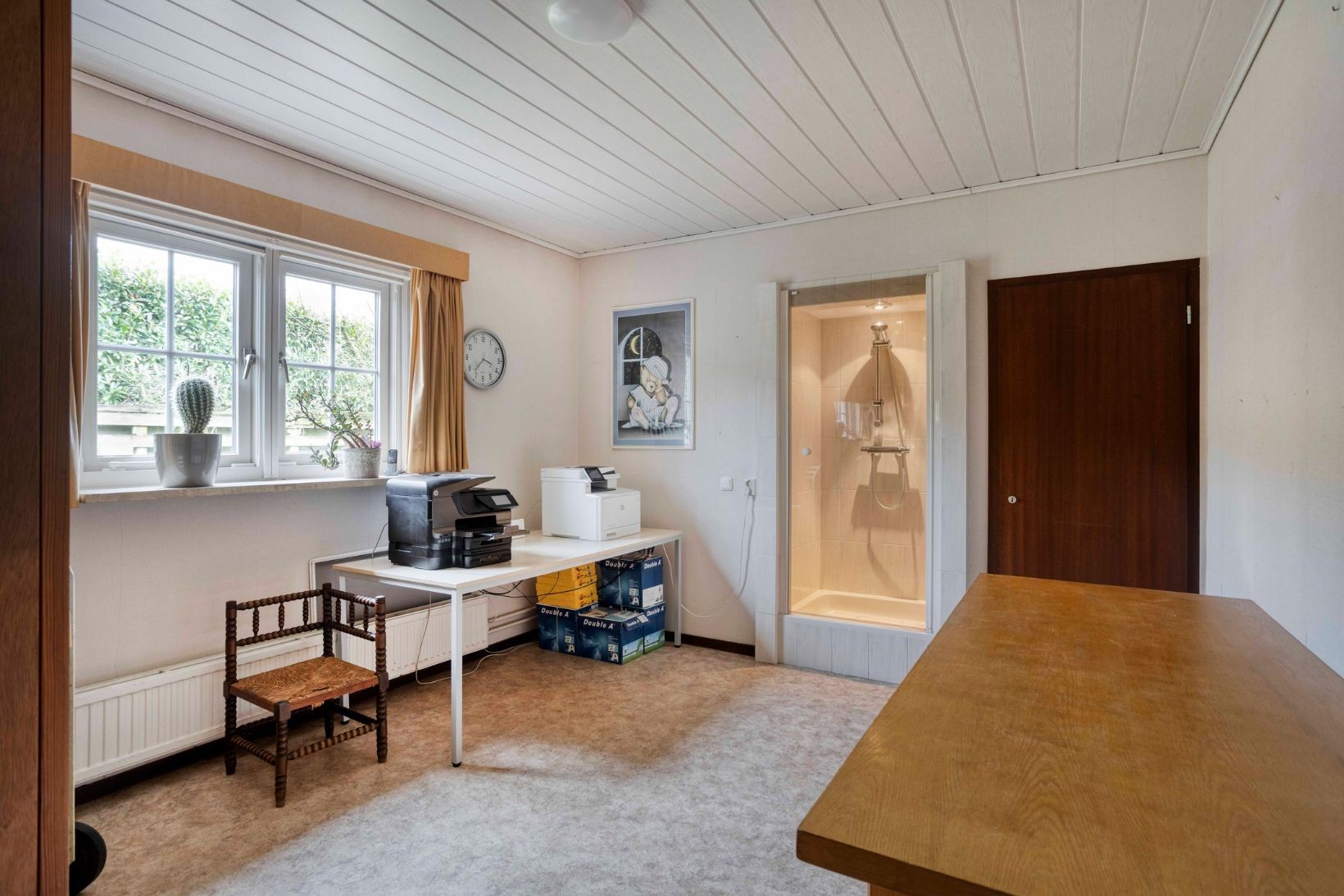 Vrijstaande woning te koop: Midbuulweg 2, Budel