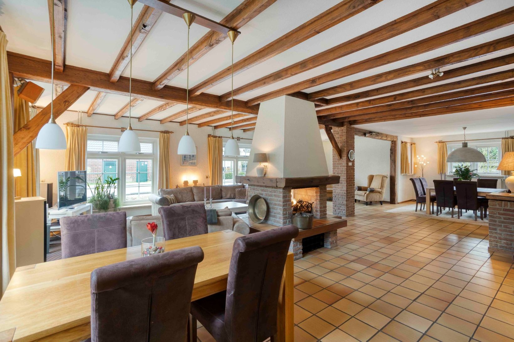 Vrijstaande woning te koop: Midbuulweg 2, Budel