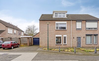 De Leeuwebek 18