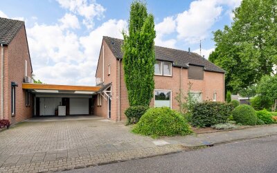 Veldstraat 33
