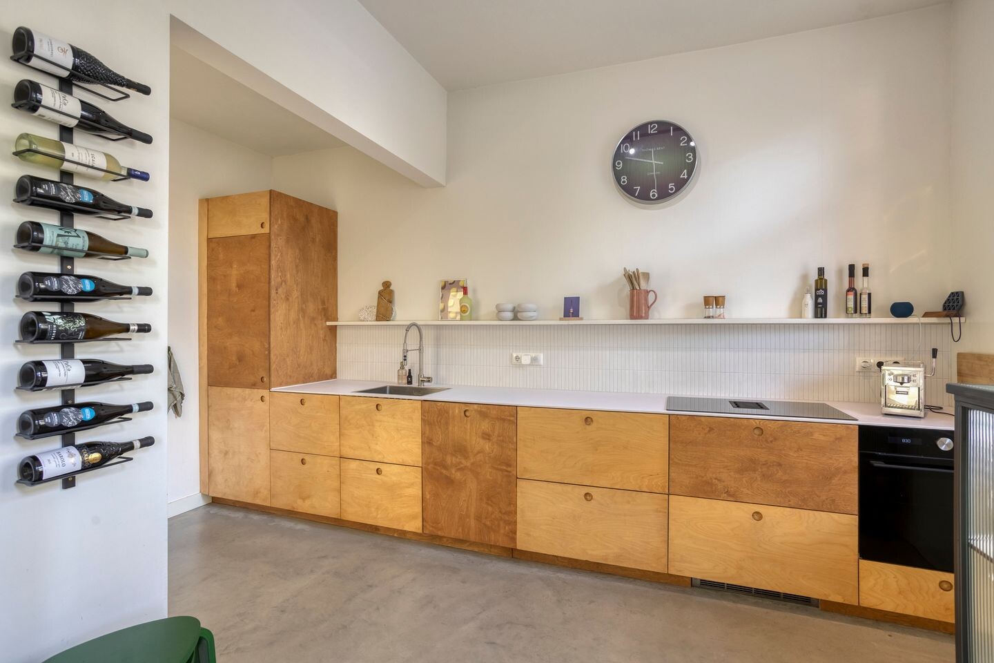 Tussenwoning te koop: Venloseweg 24, Roermond