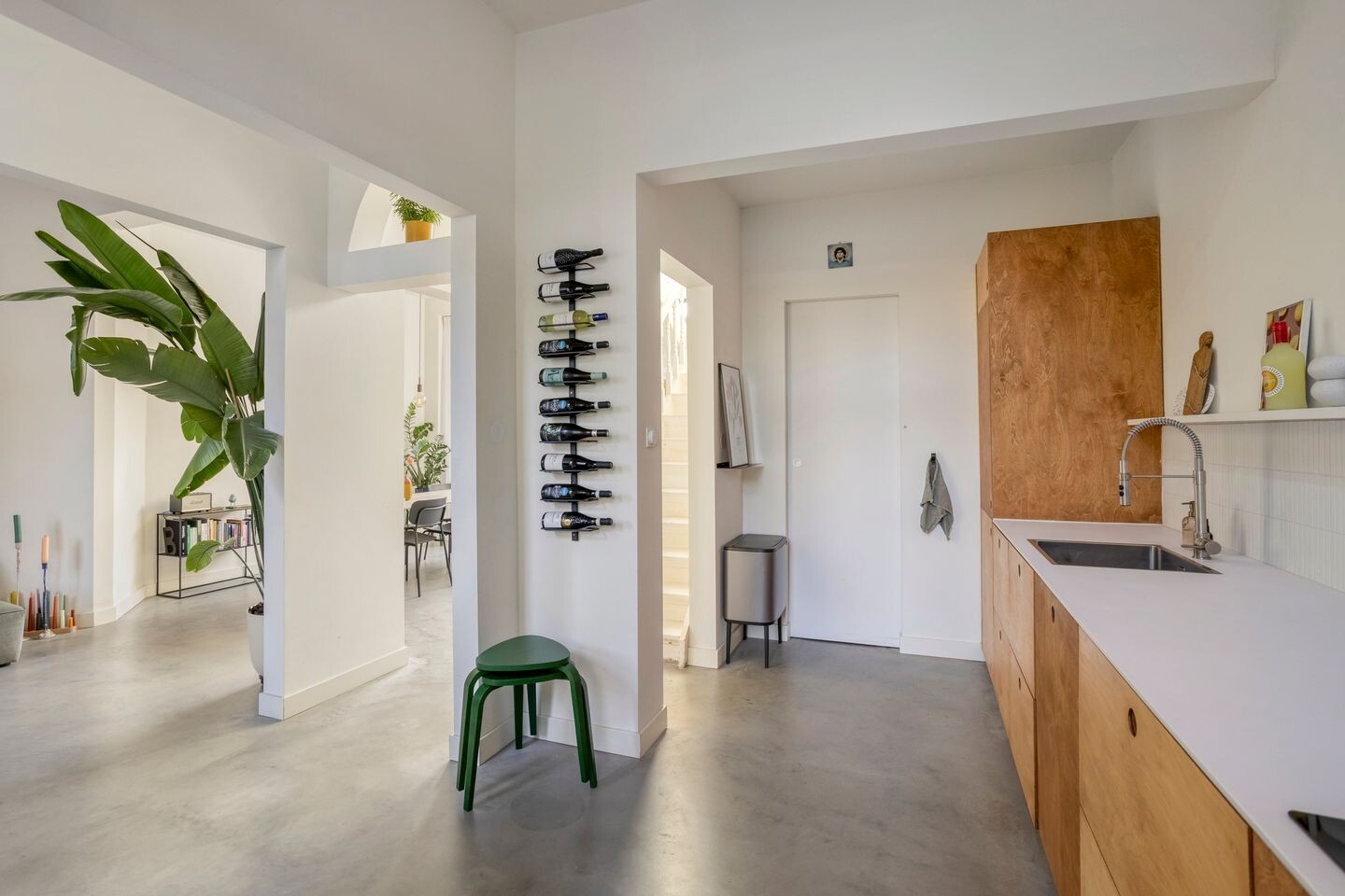 Tussenwoning te koop: Venloseweg 24, Roermond