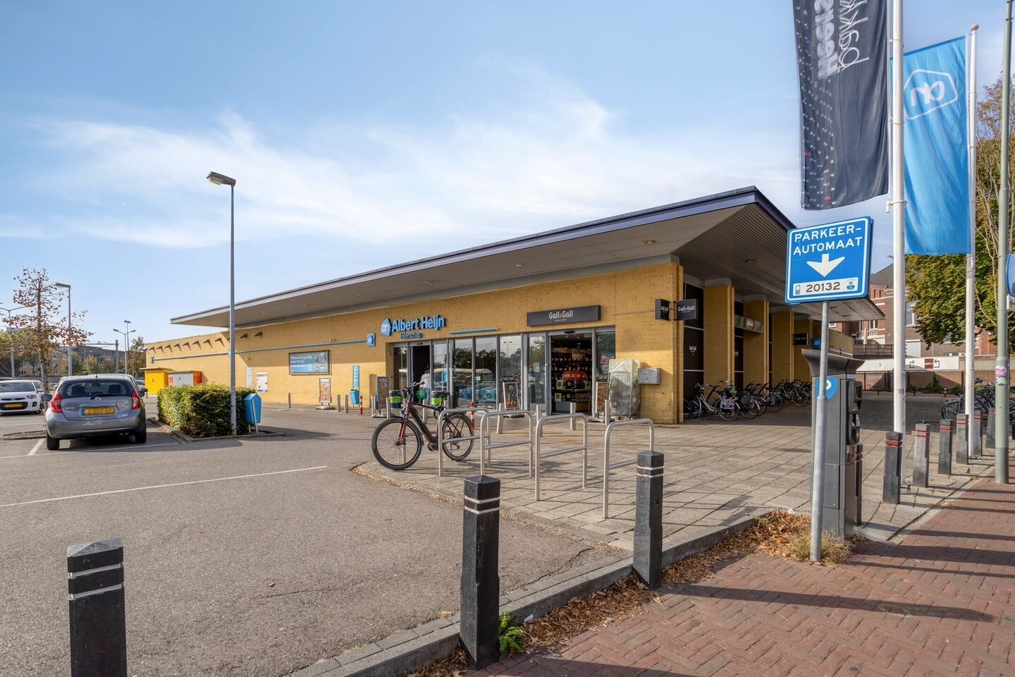 Tussenwoning te koop: Venloseweg 24, Roermond