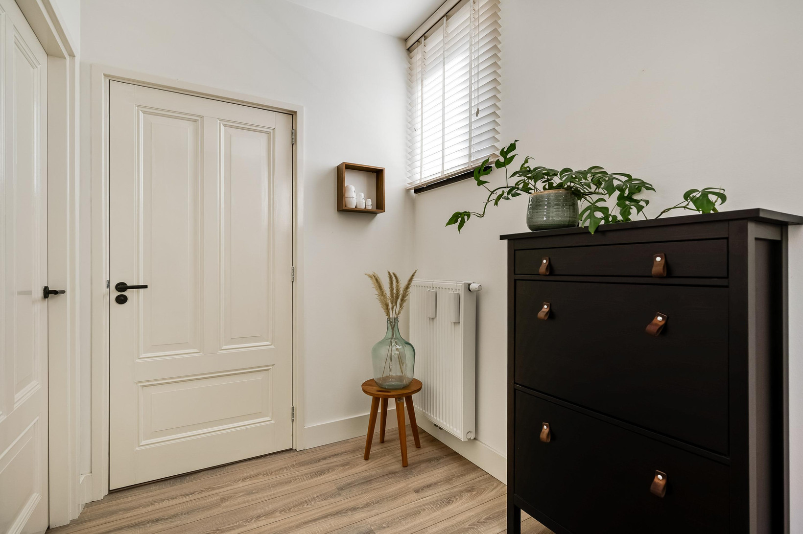 Tussenwoning te koop: Carmelitessenstraat 50, Roermond