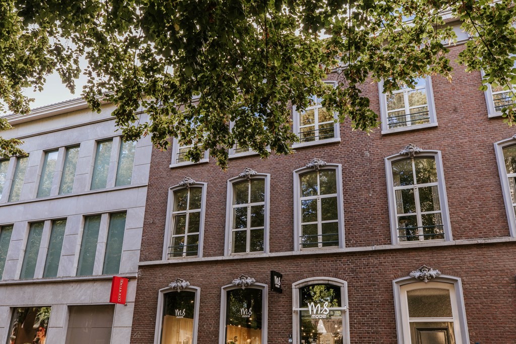 Appartement te koop: Munsterplein 2B, Roermond