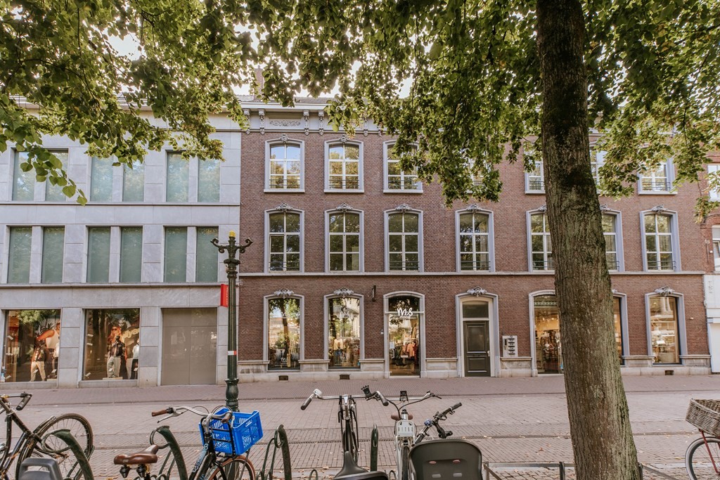 Appartement te koop: Munsterplein 2B, Roermond