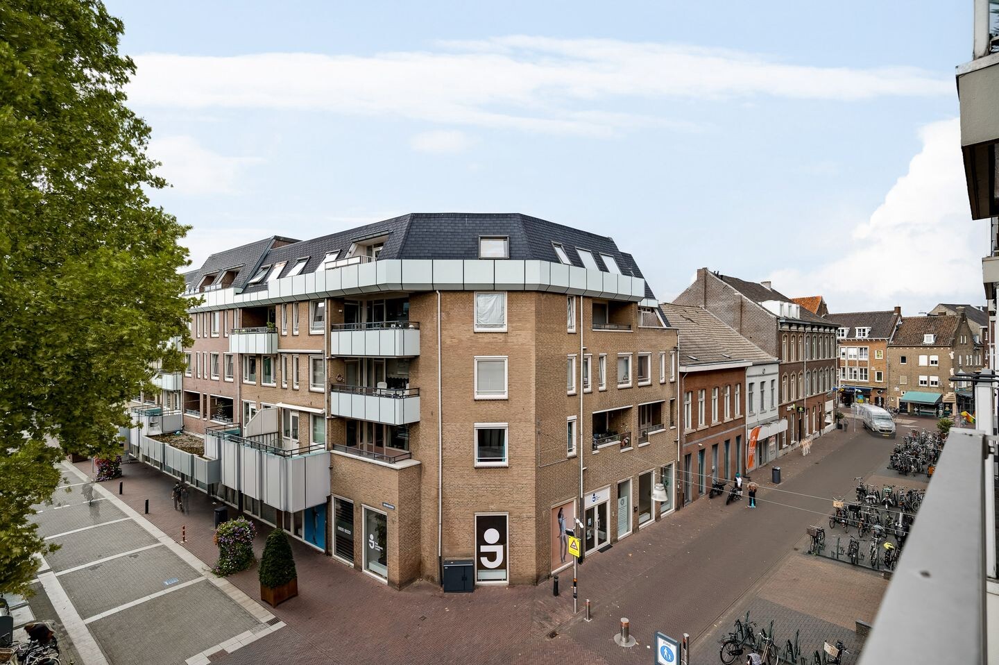Appartement te koop: Kruisherenstraat 211, Roermond