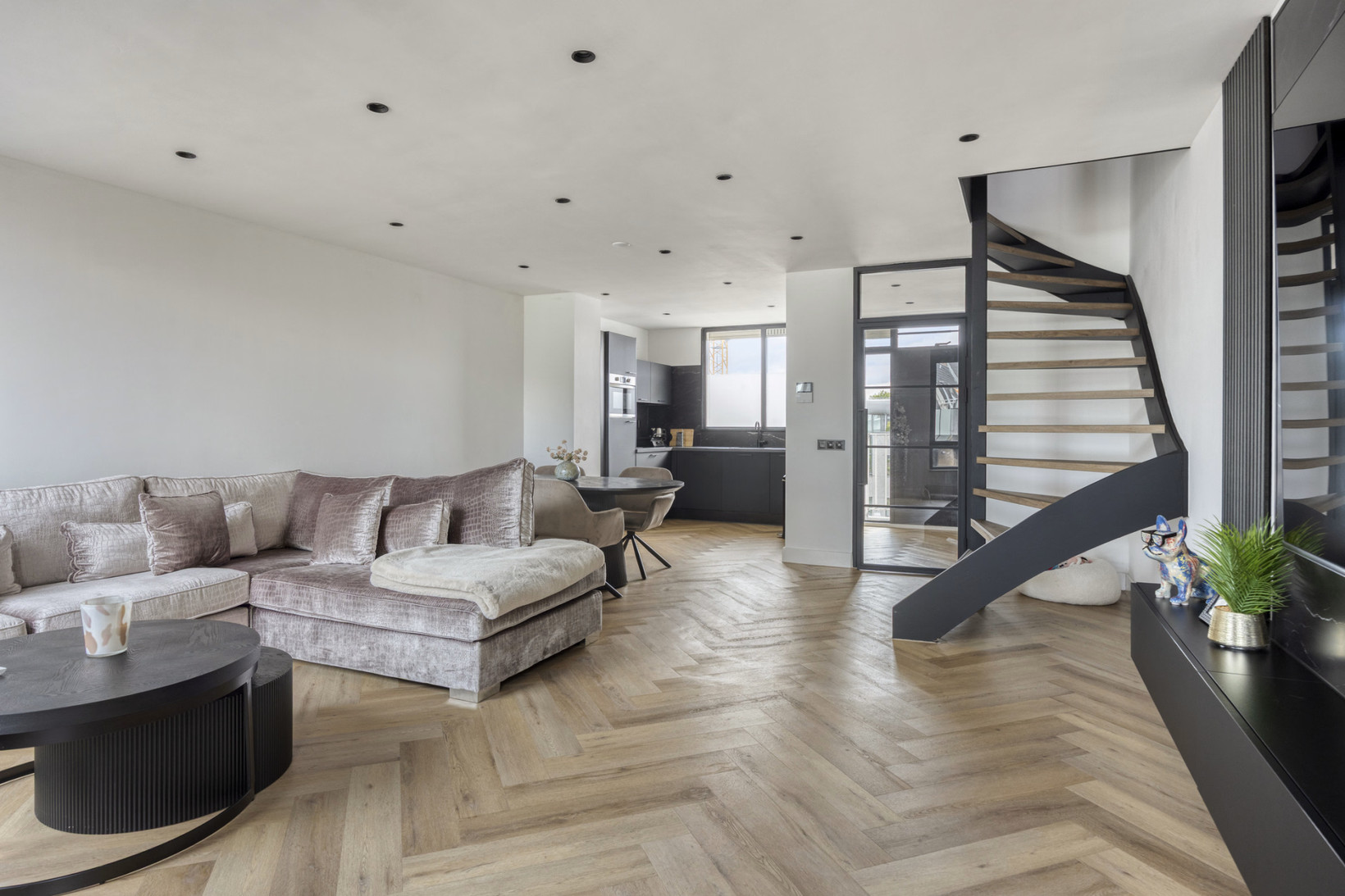 Appartement te koop: Kruisherenstraat 313, Roermond
