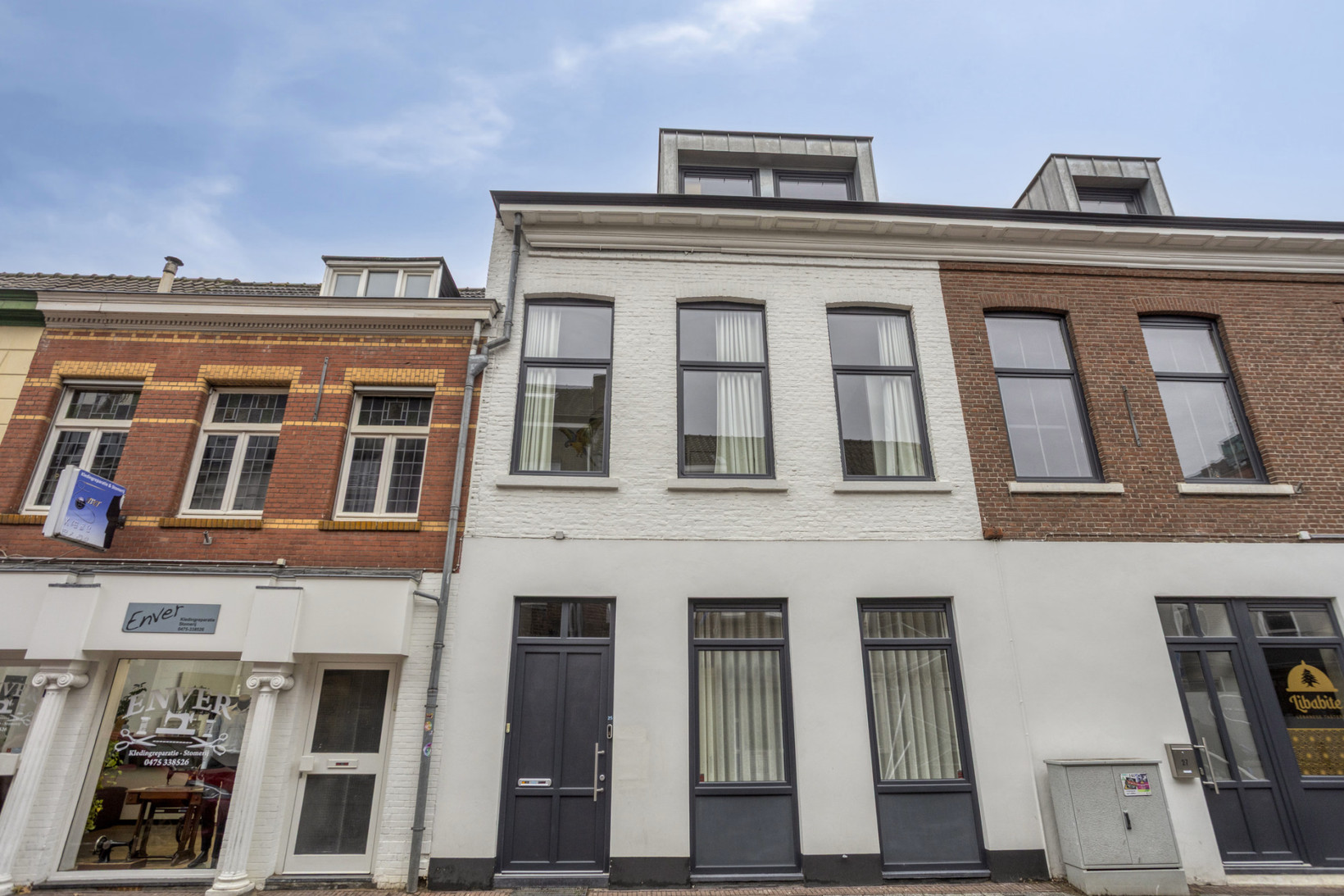Tussenwoning te koop: Bakkerstraat 25, Roermond