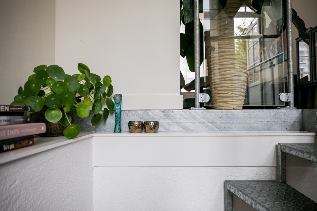 Tussenwoning te koop: Neerstraat 65A, Roermond