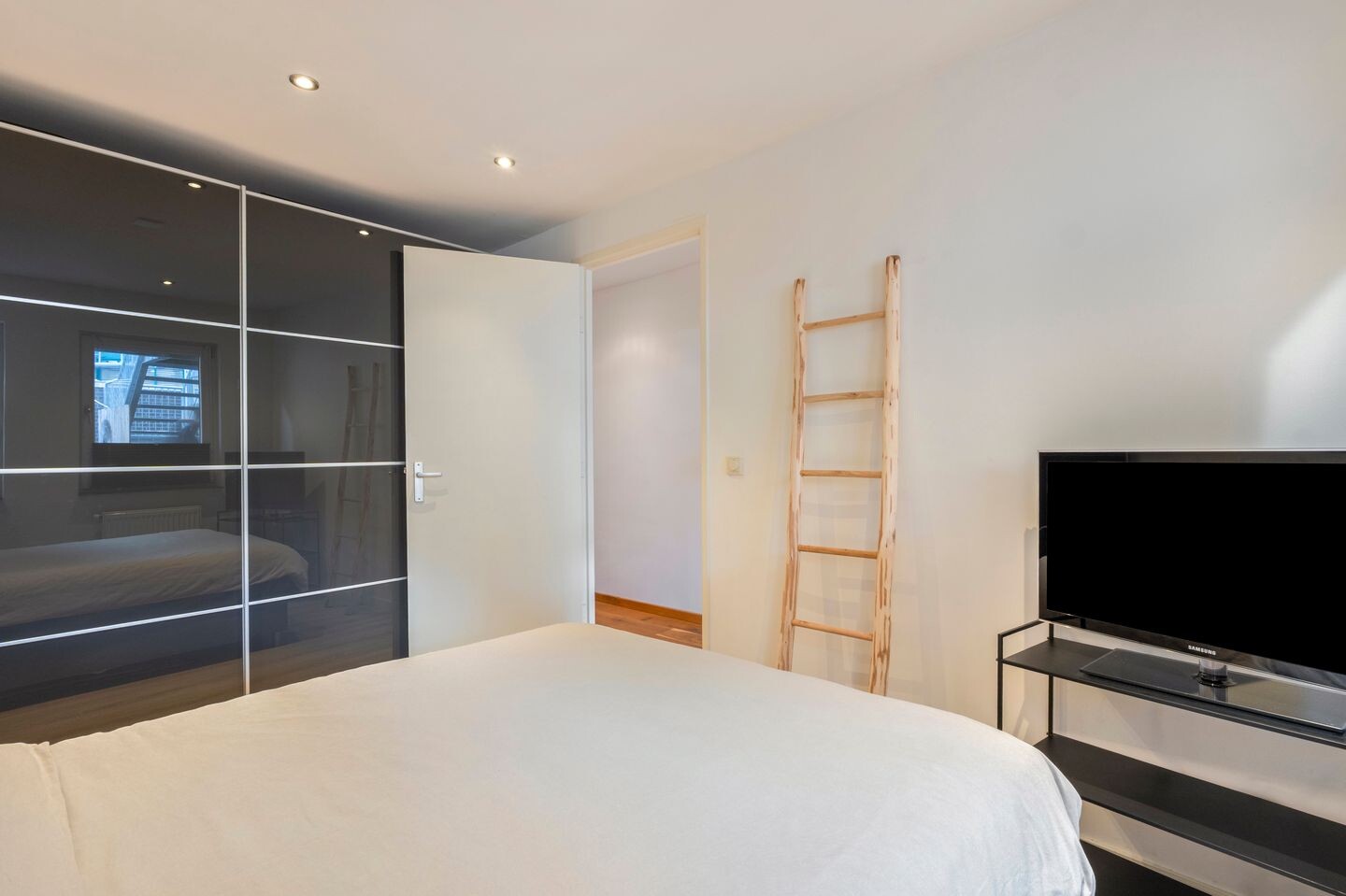 Appartement te koop: Neerstraat 24A, Roermond