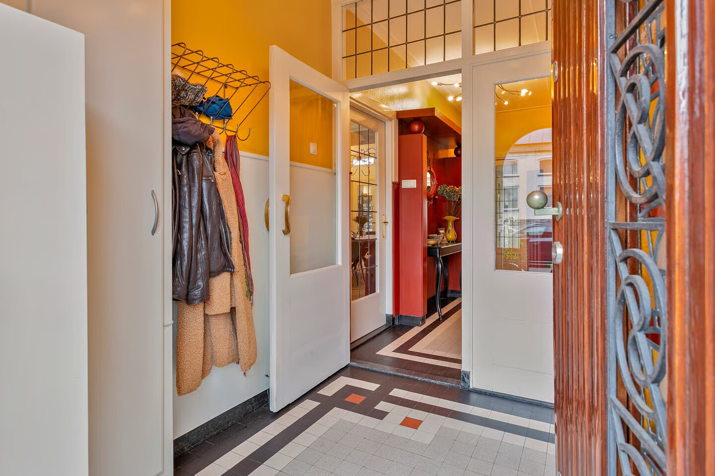 Hoekwoning te koop: Minderbroederssingel 62, Roermond