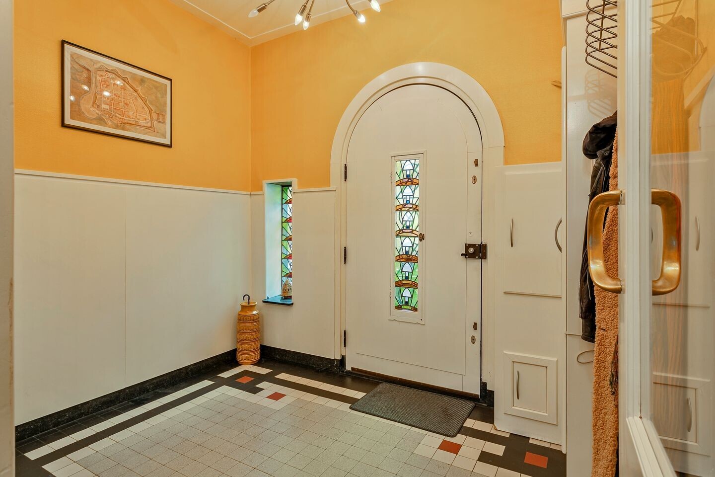 Hoekwoning te koop: Minderbroederssingel 62, Roermond