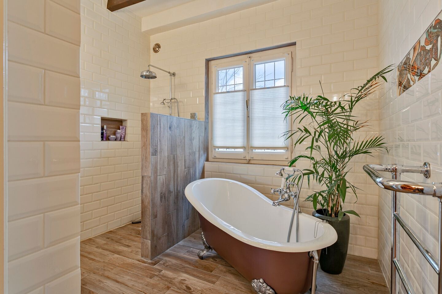 Hoekwoning te koop: Minderbroederssingel 62, Roermond