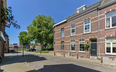Dokter Leursstraat 18