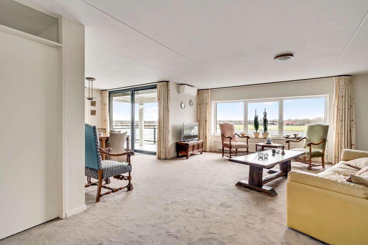 Appartement te koop: Maasboulevard 11, Roermond