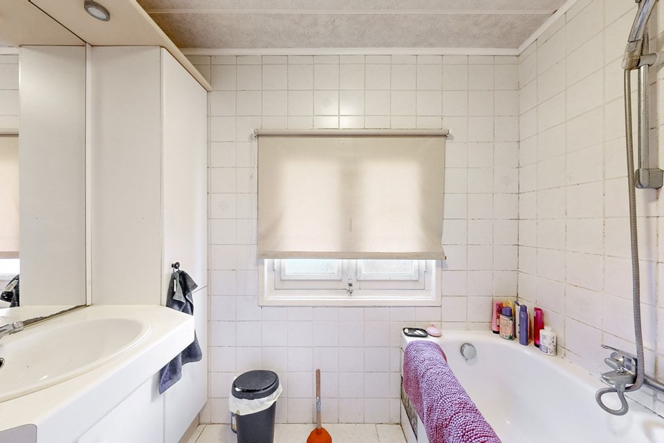 Tussenwoning te koop: Steeleiland 3, Roermond