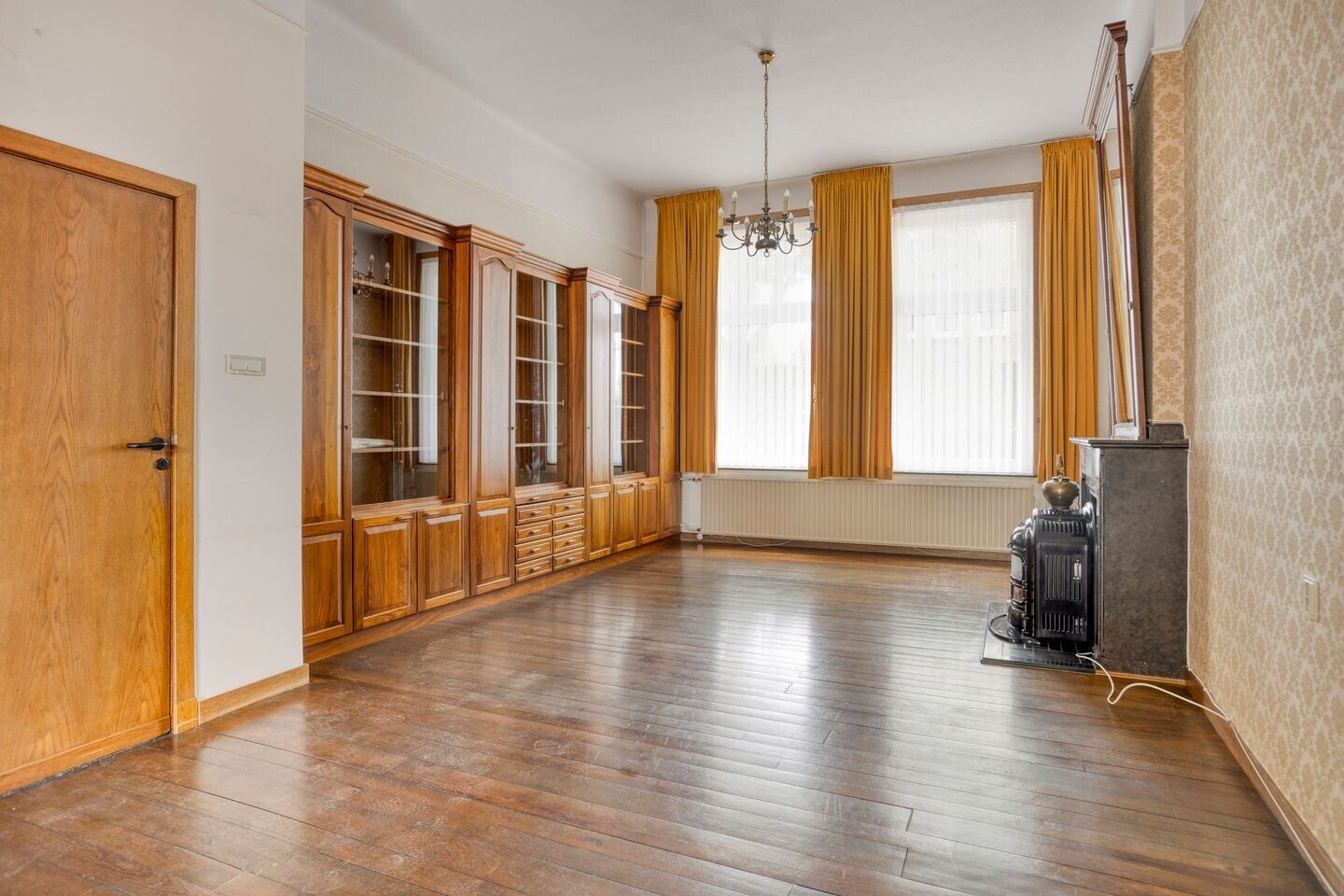 Tussenwoning te koop: Frans Douvenstraat 29, Roermond