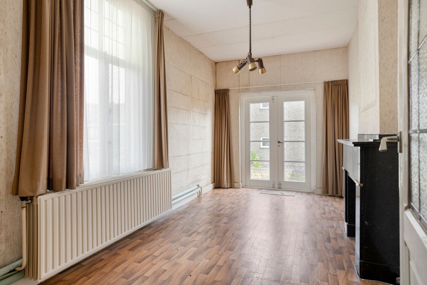 Tussenwoning te koop: Frans Douvenstraat 29, Roermond