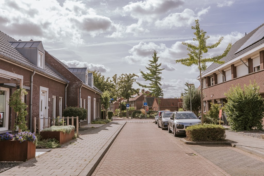 Tussenwoning te koop: Tiny Imkampstraat 14, Roermond