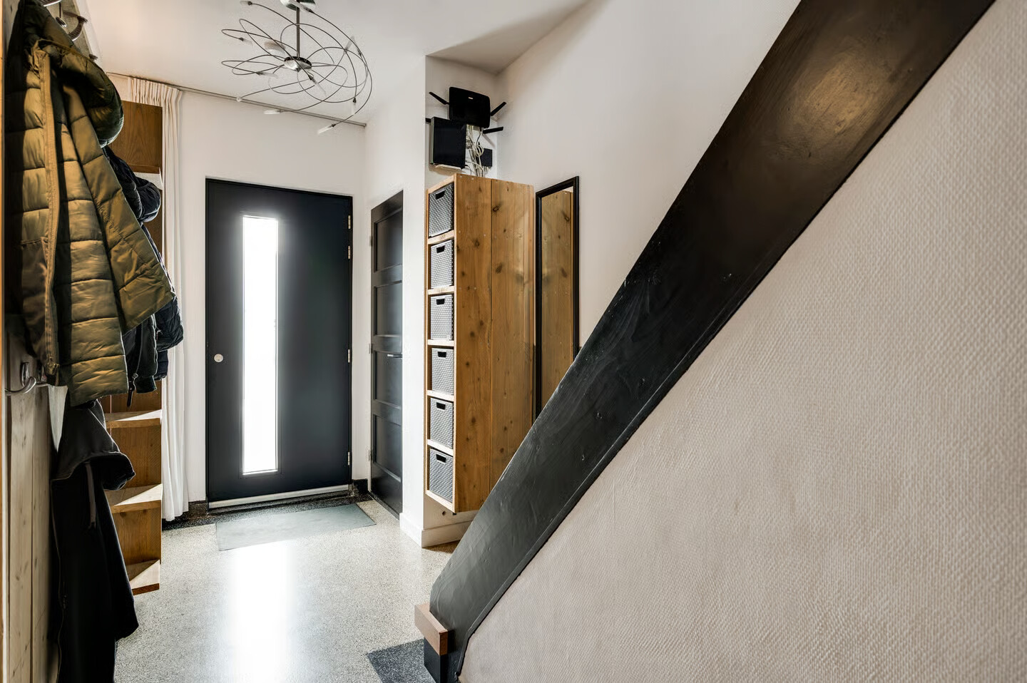 Twee-onder-één-kap te koop: Bredeweg 111, Roermond