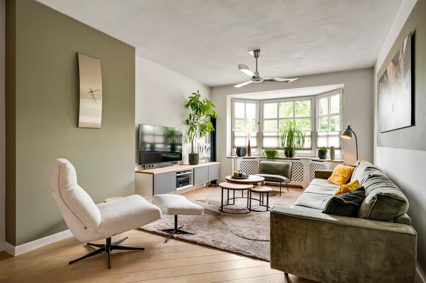 Twee-onder-één-kap te koop: Bredeweg 111, Roermond