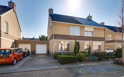 Brededwarsstraat 56