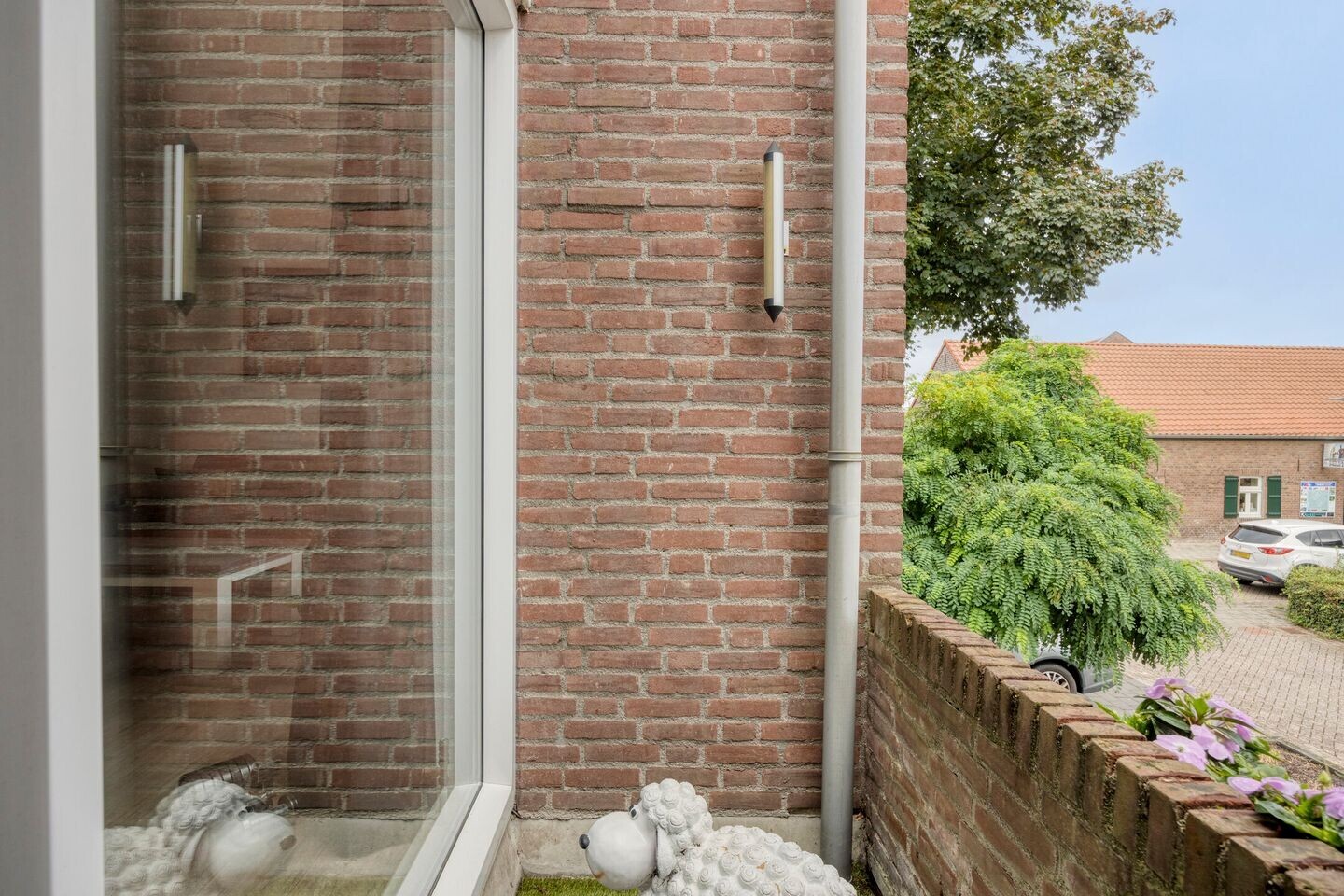 Tussenwoning te koop: Heuvel 69, Roermond