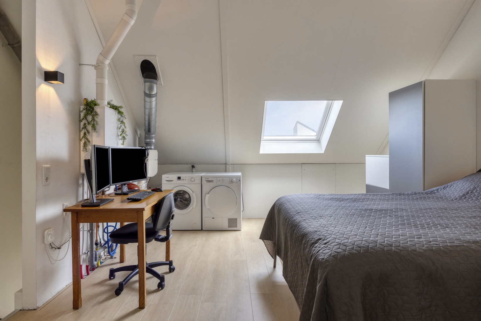 Tussenwoning te koop: Niellerveld 19, Roermond