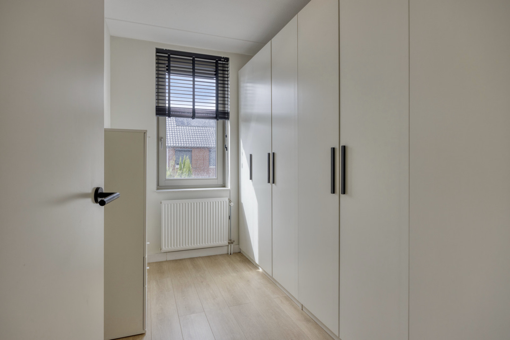Tussenwoning te koop: Niellerveld 19, Roermond